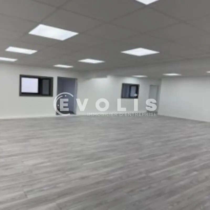 Bureau dans Villeneuve-la-Garenne à louer Photo intérieure– Image 1 sur 5