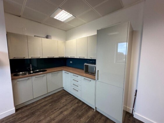 42-50 High St, Esher à louer - Photo intérieure – Image 2 sur 13