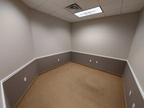 4210 N Roxboro Rd, Durham, NC à louer Photo intérieure– Image 1 sur 1
