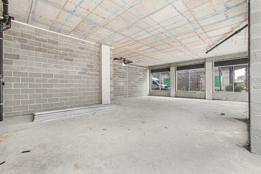 12 Tandy Pl, Londres à louer - Photo de l’immeuble – Image 3 sur 7