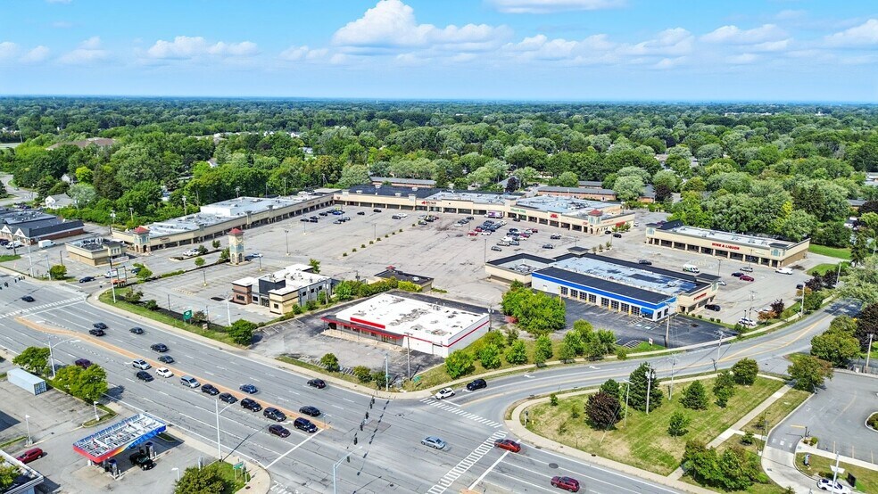 1520 W Ridge Rd, Greece, NY à louer - Photo de l’immeuble – Image 1 sur 2