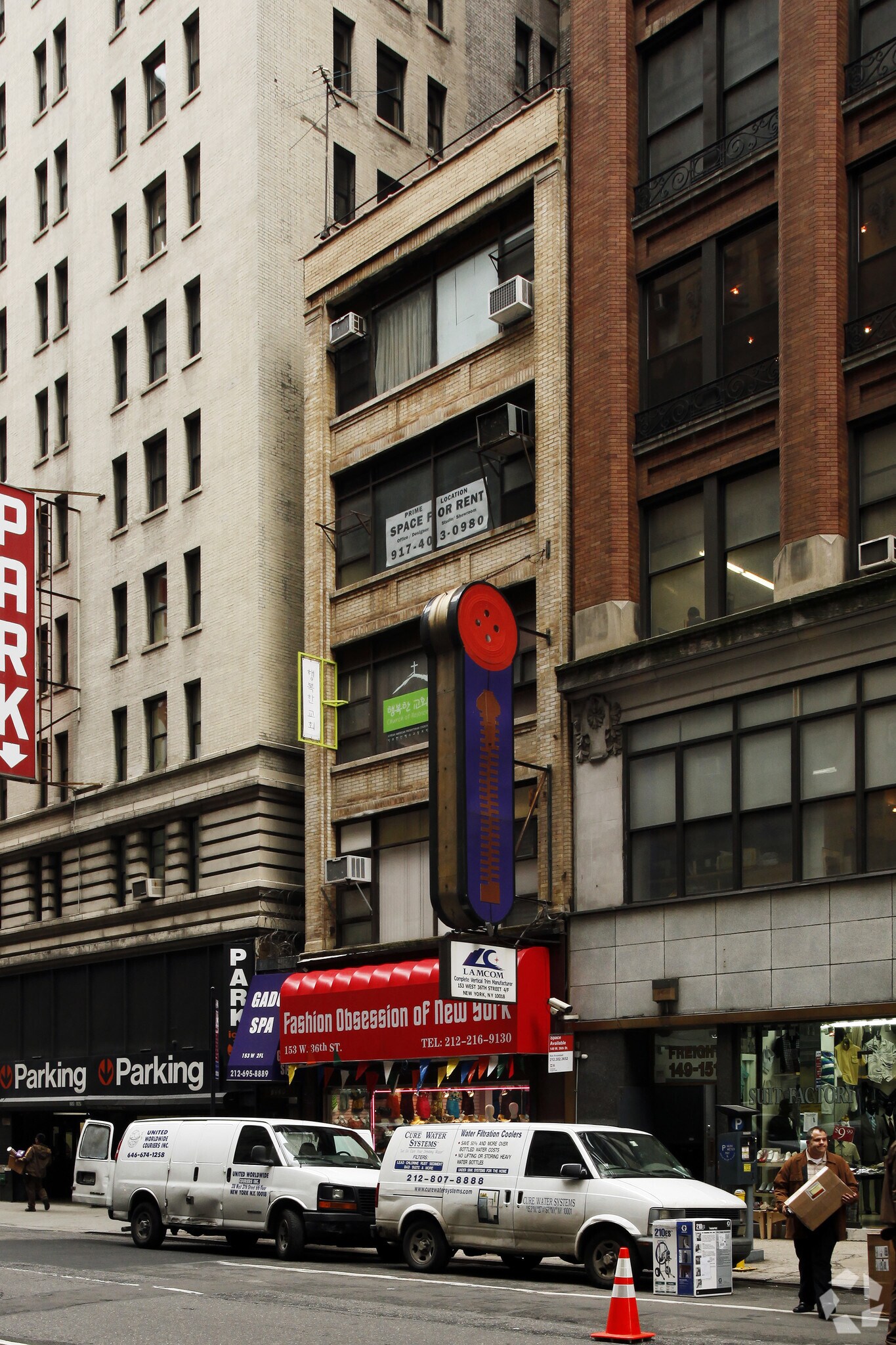 153 W 36th St, New York, NY à louer Photo principale– Image 1 sur 11