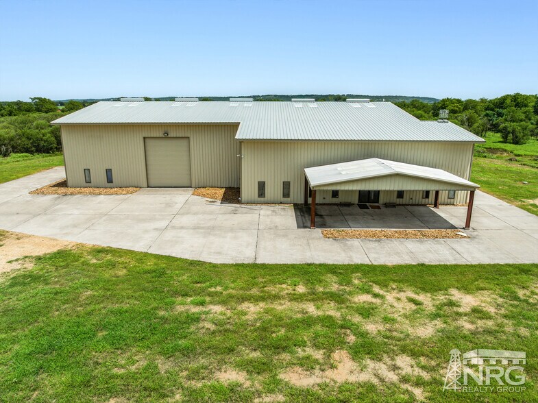 851 Bordovsky Rd, La Grange, TX à vendre - Photo de l’immeuble – Image 2 sur 12