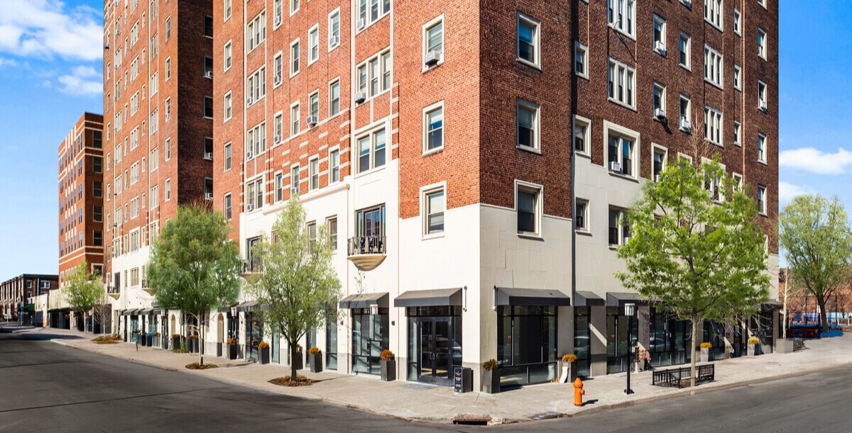 4701 Pine St, Philadelphia, PA à louer Photo de l’immeuble– Image 1 sur 7