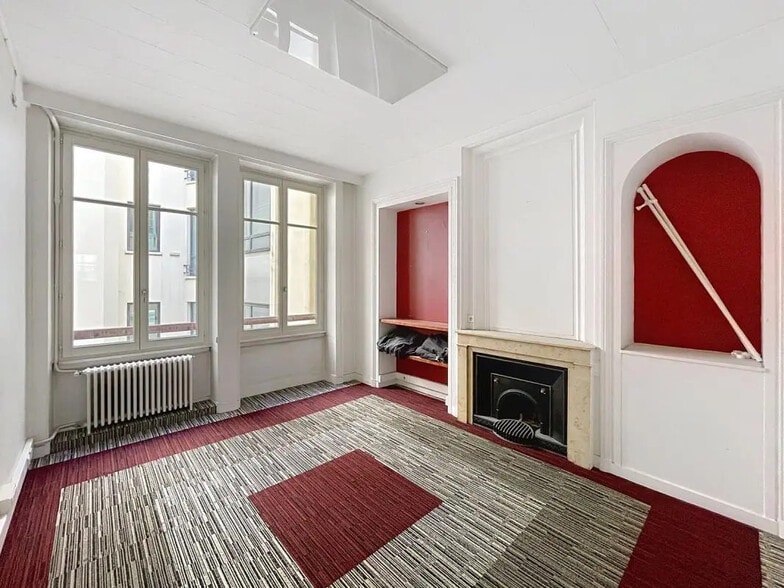 31 Rue Grenette, Lyon à louer - Photo de l’immeuble – Image 3 sur 8