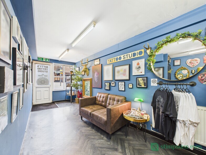 36 High St S, Dunstable à vendre - Photo de l’immeuble – Image 2 sur 4