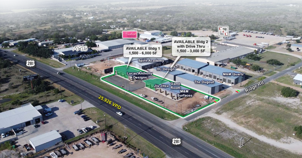 101 N Ridge Rd, Marble Falls, TX à louer - Photo de l’immeuble – Image 1 sur 10