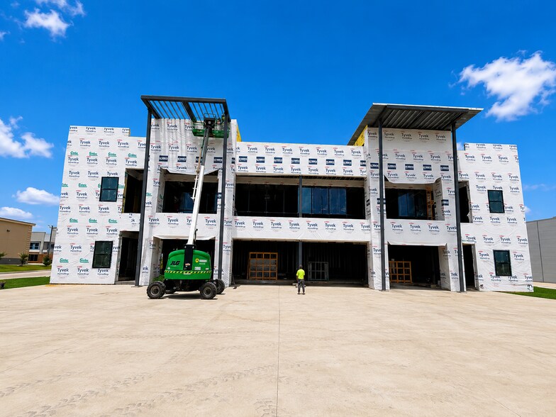 3223 W Grand Pky N, Katy, TX à louer - Photo de l’immeuble – Image 3 sur 17