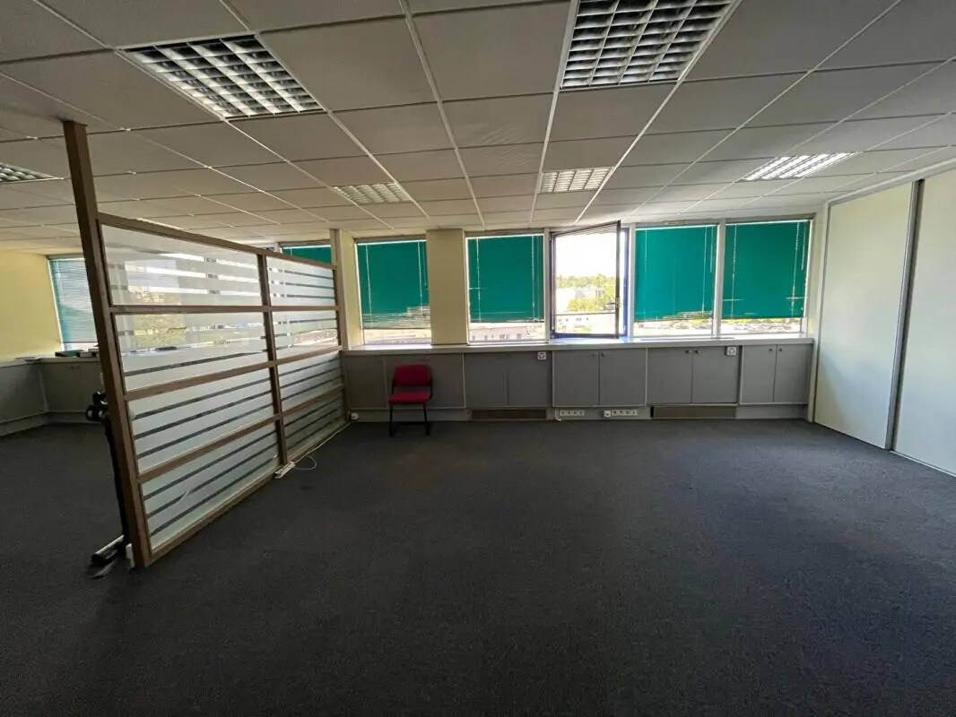 Bureau dans Besançon à vendre Photo de l’immeuble– Image 1 sur 5