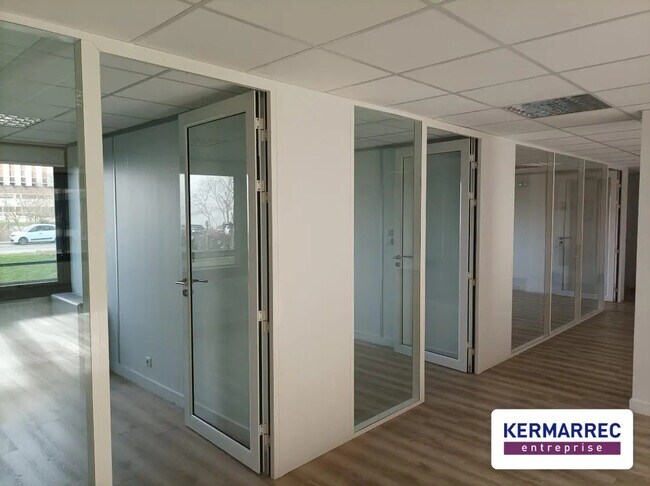 Plus de détails pour Bureau à louer