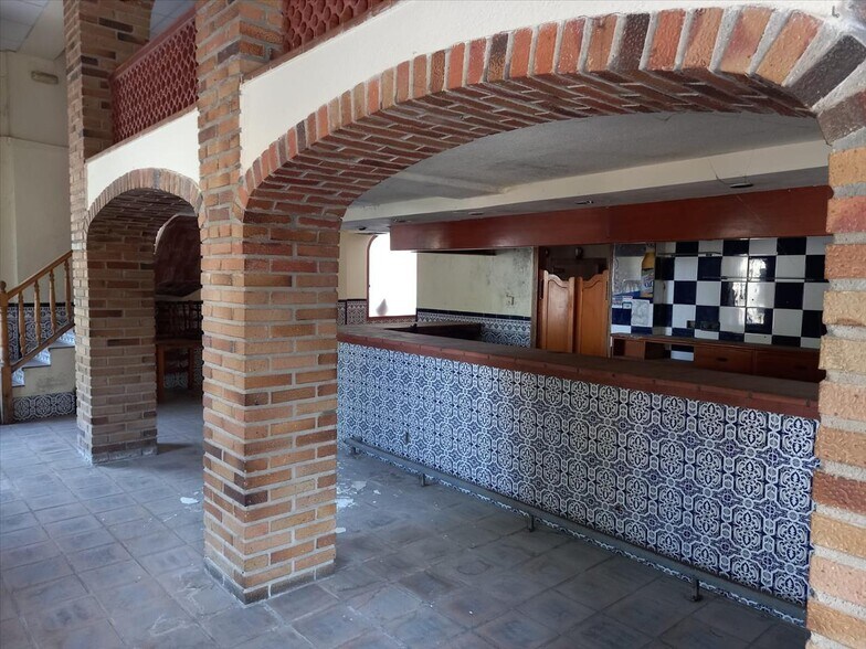 Local commercial dans CASTELLÓN DE LA PLANA à vendre - Photo de l’immeuble – Image 2 sur 13