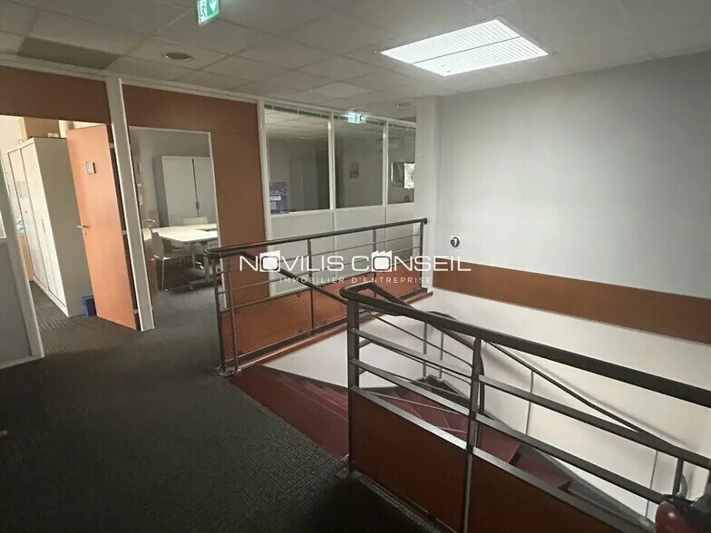 Bureau dans Quint-Fonsegrives à louer - Photo intérieure – Image 3 sur 8