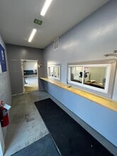 108 Clematis Ave, Waltham, MA à louer Photo intérieure– Image 2 sur 8