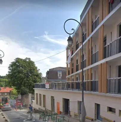 Local commercial dans Issy-les-Moulineaux à louer - Photo de l’immeuble – Image 2 sur 7