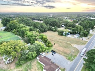 Plus de détails pour 16445 General Puller Hwy, Deltaville, VA - Terrain à vendre