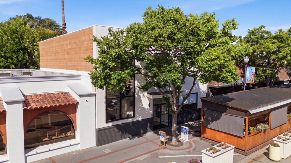 790 Laurel St, San Carlos, CA à vendre - Photo de l’immeuble – Image 3 sur 20