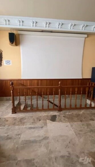 Immeuble residentiel dans Madrid, Madrid à vendre - Vidéo sur l’annonce professionnelle – Image 2 sur 2