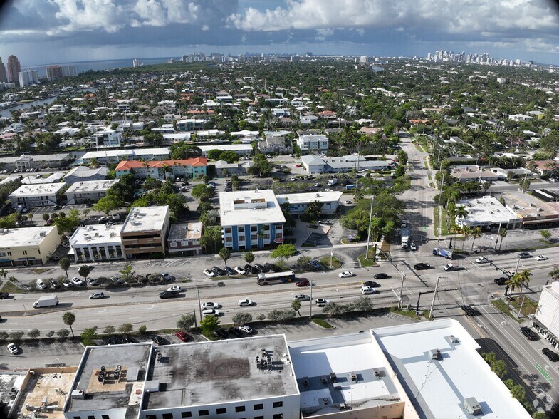 2810 E Oakland Park Blvd, Fort Lauderdale, FL à louer – Image 2 sur 9