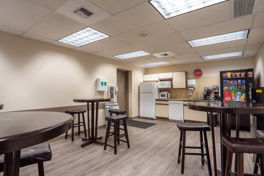 94 W Valley Mall Blvd, Union Gap, WA à vendre - Photo intérieure – Image 3 sur 17