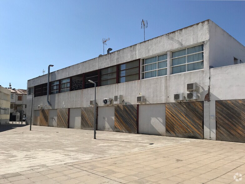 Local commercial dans Torres de la Alameda, Madrid à vendre - Photo principale – Image 1 sur 1