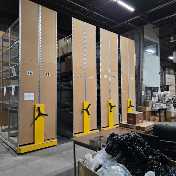 440 Boul Industriel, St-Eustache, QC à vendre - Photo de l’immeuble – Image 3 sur 31