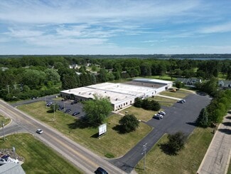 Plus de détails pour 745 South St, Green Lake, WI - Industriel/Logistique à vendre