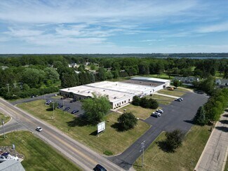 Plus de détails pour 745 South St, Green Lake, WI - Industriel/Logistique à vendre