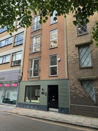 Plus de détails pour 45 Britton St, Londres - Bureau à vendre