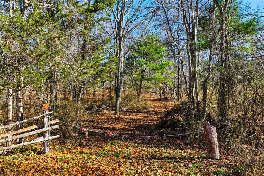 327-499 Hazelnut Hill Rd, Groton, CT à vendre - Photo de l’immeuble – Image 3 sur 19