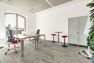 9 Rue De Presbourg, Paris à louer Photo intérieure– Image 1 sur 13