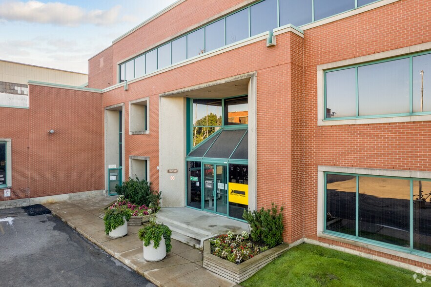 1 Rue Provost, Montréal, QC à louer - Photo de l’immeuble – Image 3 sur 3