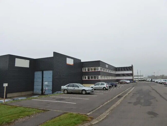 Plus de détails pour Industriel/Logistique à louer