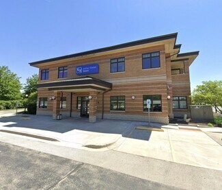 Plus de détails pour 4685 Winfield Rd, Warrenville, IL - Local commercial à vendre