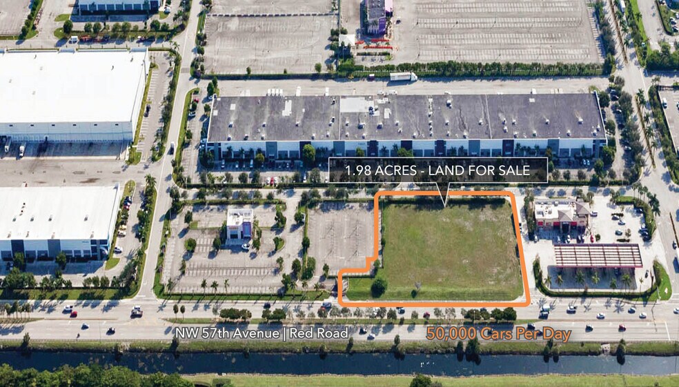 NW 57th Ave & 142nd St Ave, Opa Locka, FL à vendre - Photo de l’immeuble – Image 2 sur 4