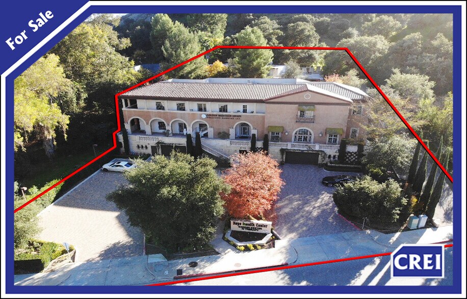 24100 Calabasas Rd, Calabasas, CA à vendre - Photo principale – Image 1 sur 11