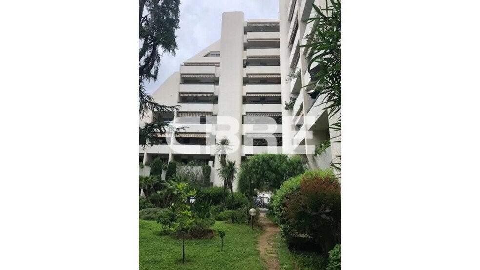 Bureau dans Nice à louer - Photo de l’immeuble – Image 1 sur 10