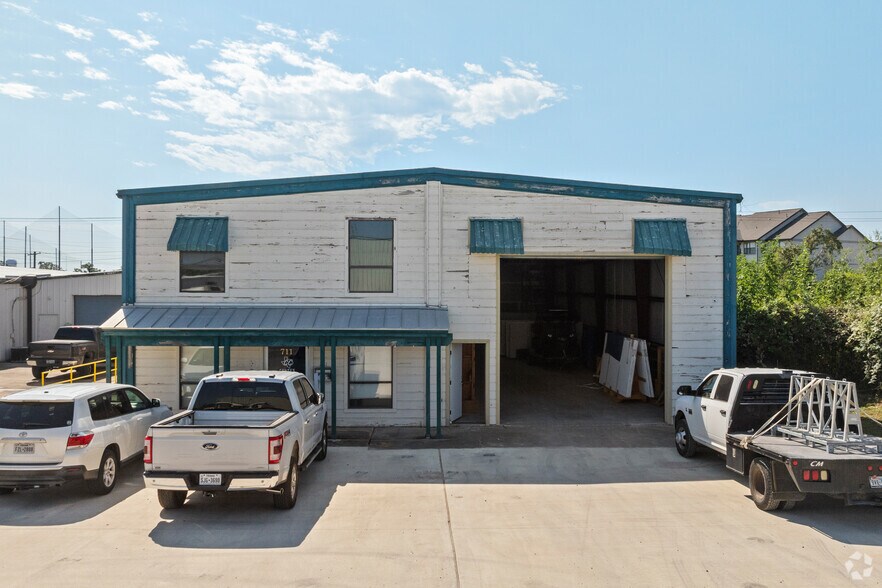 2900-2908 Finfeather Rd, Bryan, TX à vendre - Photo de l’immeuble – Image 3 sur 21