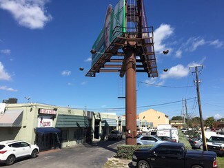 Plus de détails pour 2150 W 10th Ct, Hialeah, FL - Industriel/Logistique à louer