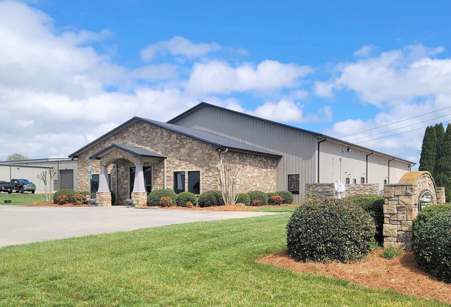 265 Pitt Rd, Mooresville, NC à vendre Photo de l’immeuble– Image 1 sur 28