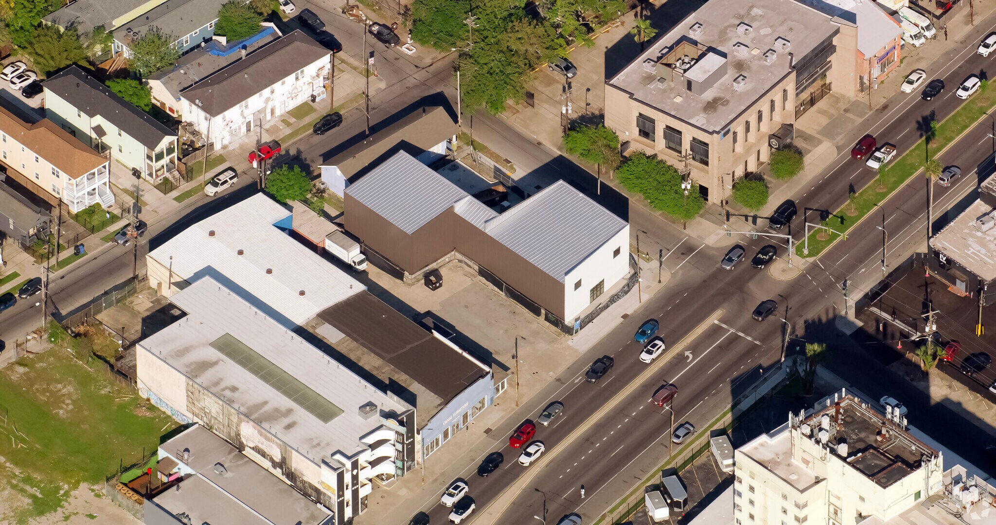 4001 Tulane Ave, New Orleans, LA à louer Photo principale– Image 1 sur 4