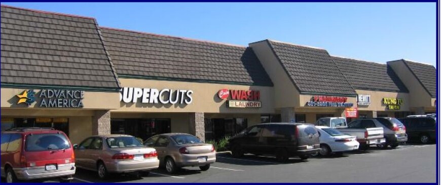 4140-4150 Manzanita Ave, Carmichael, CA à louer - Photo de l’immeuble – Image 3 sur 4