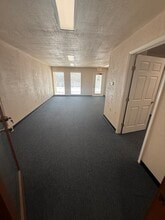 8101 Boat Club Rd, Fort Worth, TX à louer Photo intérieure– Image 2 sur 4