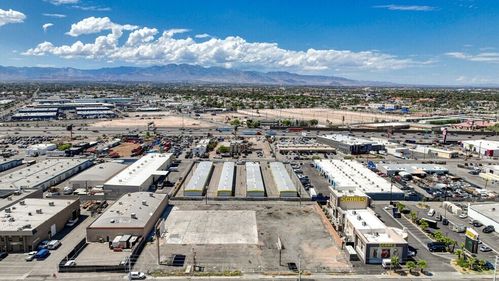 3025-3035 S Highland Dr, Las Vegas, NV à vendre - Photo de l’immeuble – Image 3 sur 5