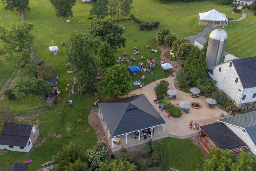 14001 Harpers Ferry Rd, Purcellville, VA à vendre - Photo de l’immeuble – Image 2 sur 40