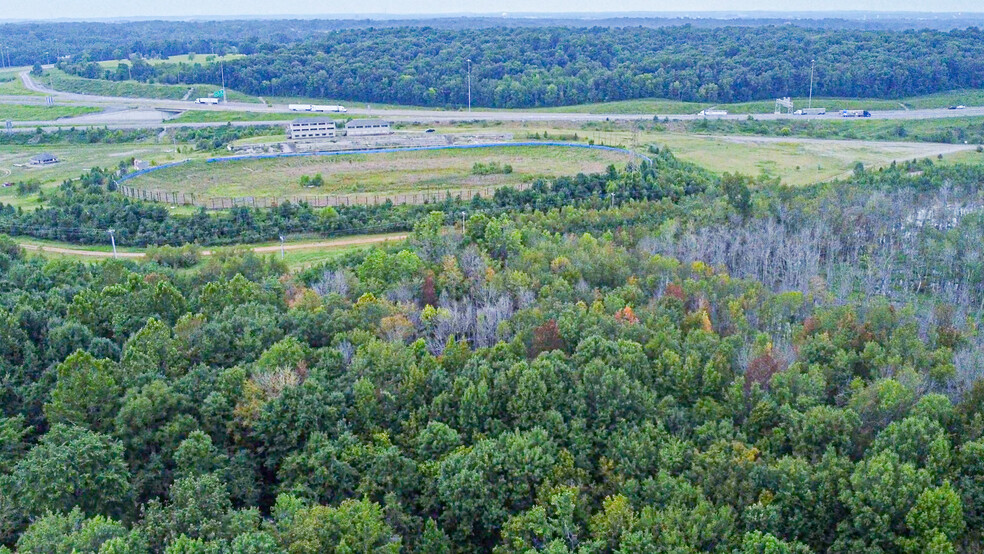 957 Truck Plaza Ln, Calvert City, KY à vendre - Photo de l’immeuble – Image 2 sur 35
