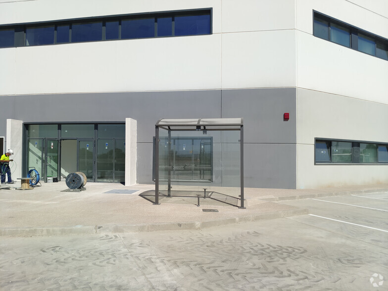Industriel/Logistique dans Alovera, Guadalajara à louer - Photo de l’immeuble – Image 3 sur 9
