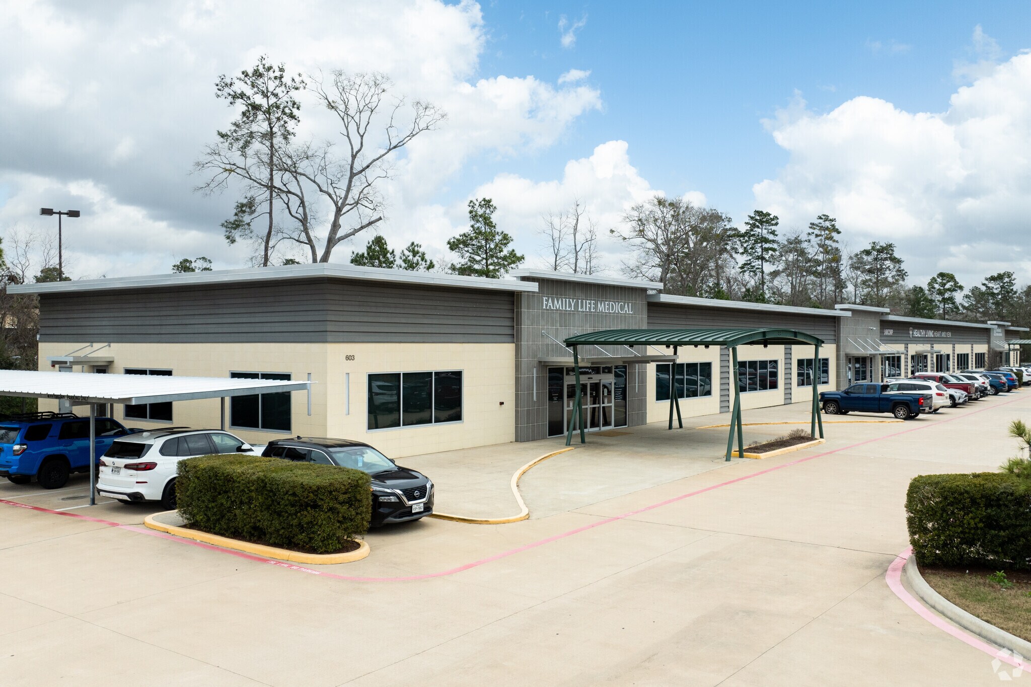 603 S Conroe Medical Dr, Conroe, TX à vendre Photo principale– Image 1 sur 5