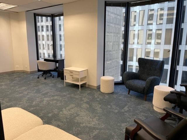 142 E Ontario St, Chicago, IL à louer Photo intérieure– Image 1 sur 8