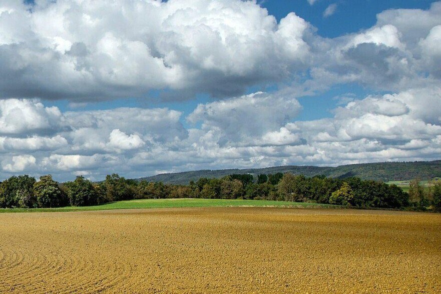 Terrain dans Courmelles à vendre - Aérien – Image 1 sur 1