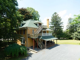 Plus de détails pour 26 2nd St, Highspire, PA - Spécialisé à vendre